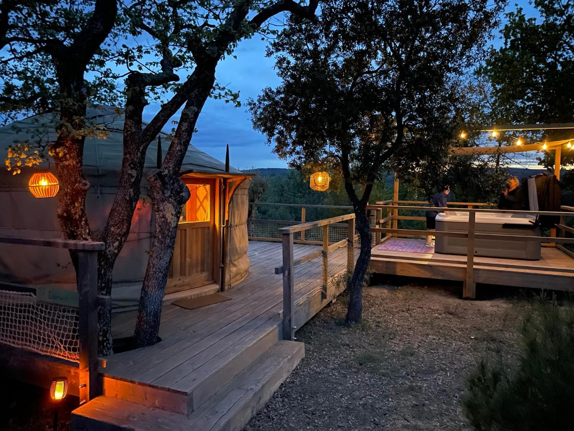 Les Yourtes De Provence Saint-Paulet-de-Caisson Ngoại thất bức ảnh